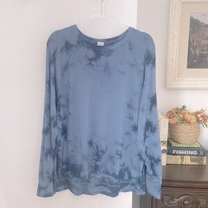 Joy Lab tie dye oversized top sweatshirt split hem active wear pullover
